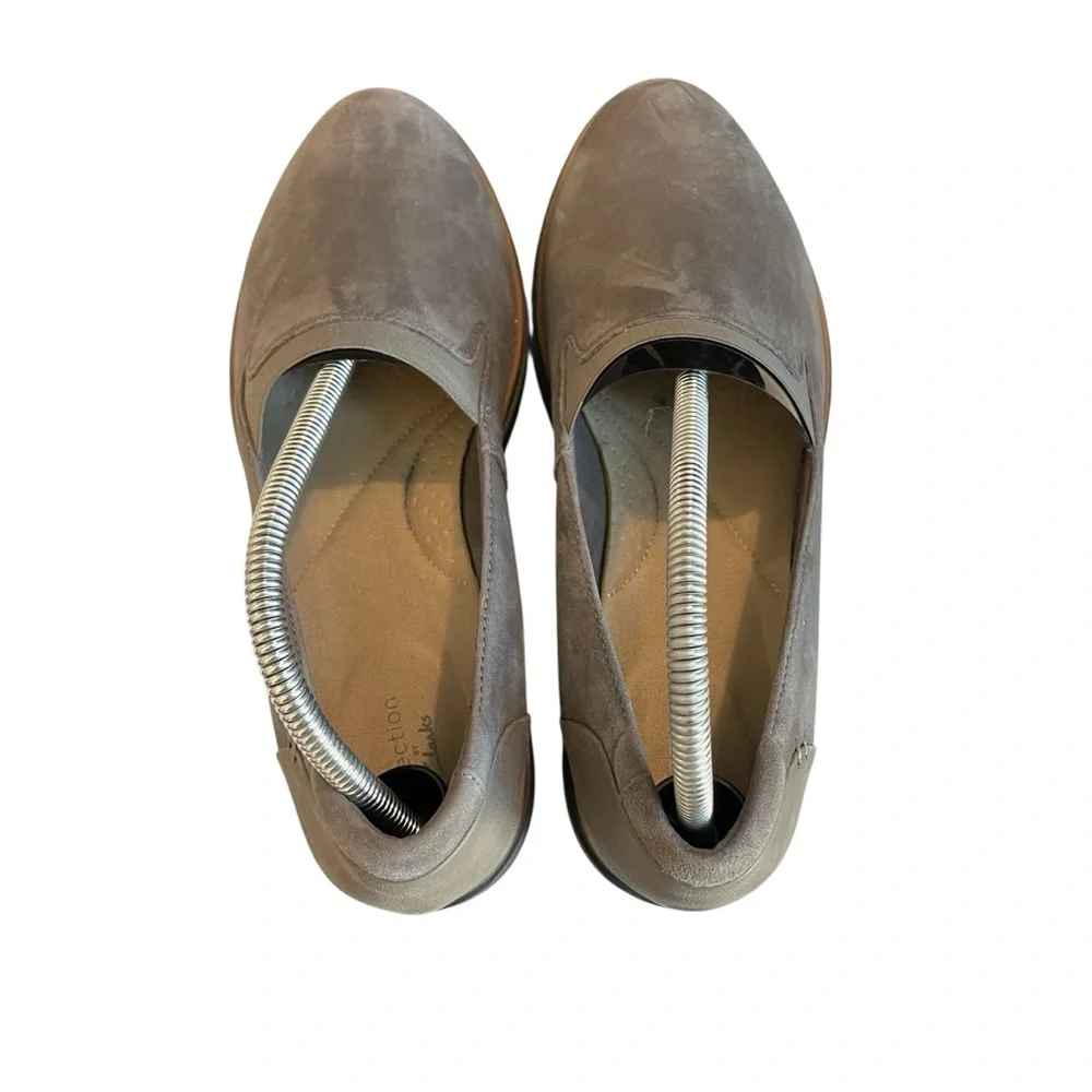 Clarks Women's Slip-On Loafer Shoes‎